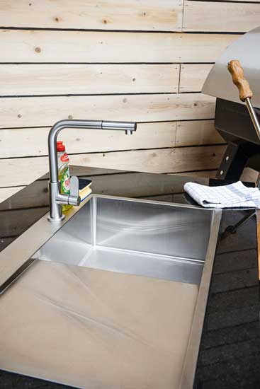 merklinger-outdoor-kueche-mit-spuelmodul-toni.jpg